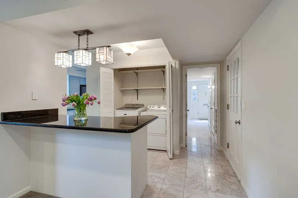 328 Elmington Avenue Nashville TN 37205