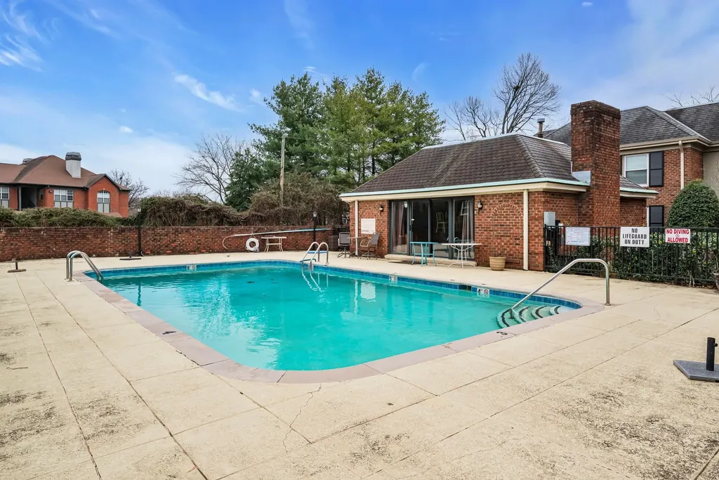 328 Elmington Avenue Nashville TN 37205