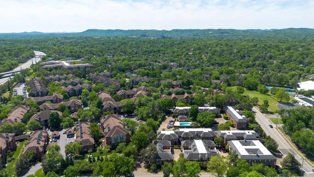 328 Elmington Avenue Nashville TN 37205