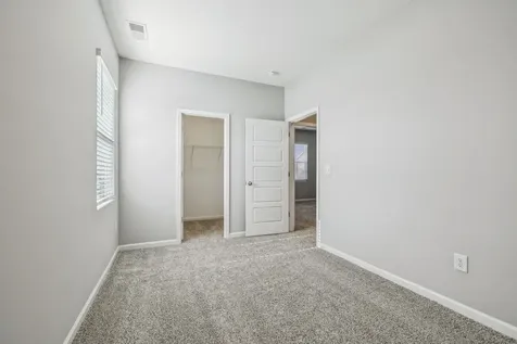 326 Carver Connection Lebanon TN 37087