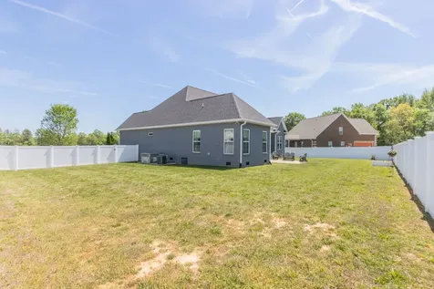 366 Lexington Circle Manchester TN 37355