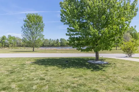 366 Lexington Circle Manchester TN 37355