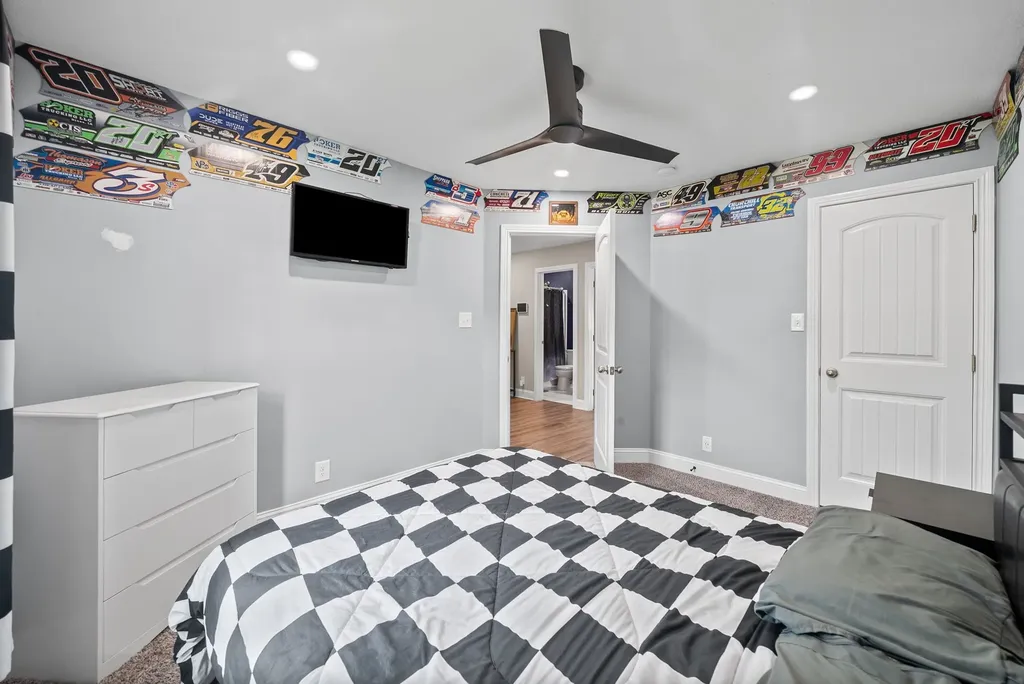 2333 Danbury Drive Clarksville TN 37042