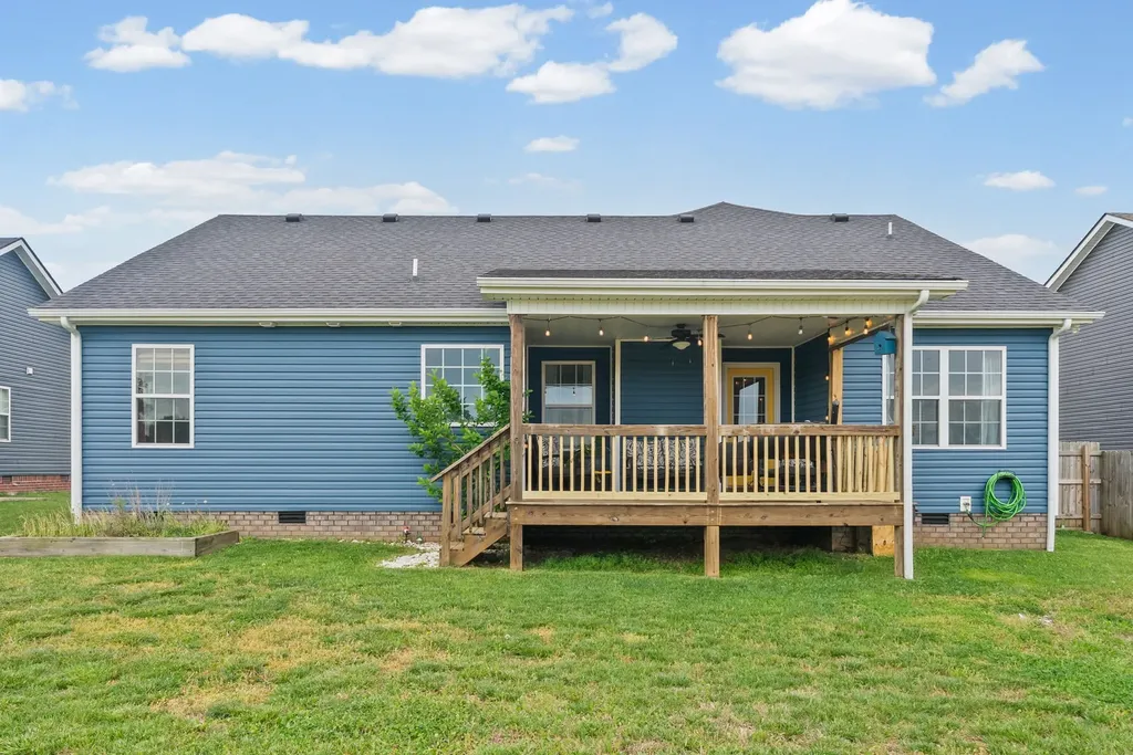 2333 Danbury Drive Clarksville TN 37042