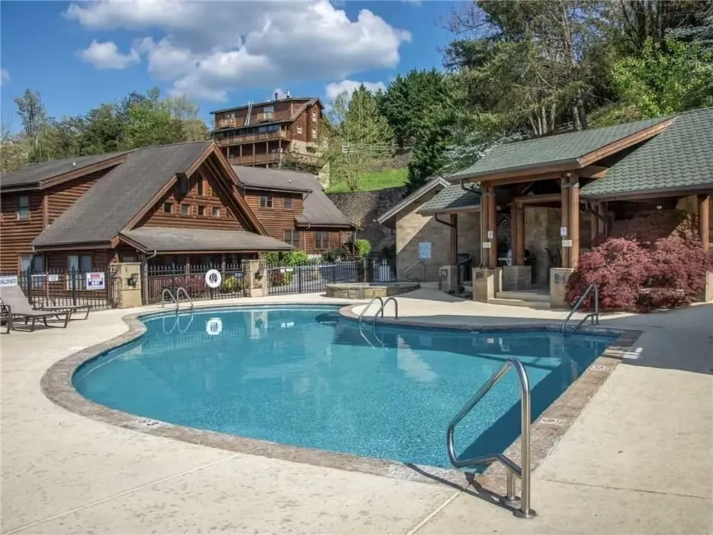 839 Golf View Boulevard Pigeon Forge TN 37863