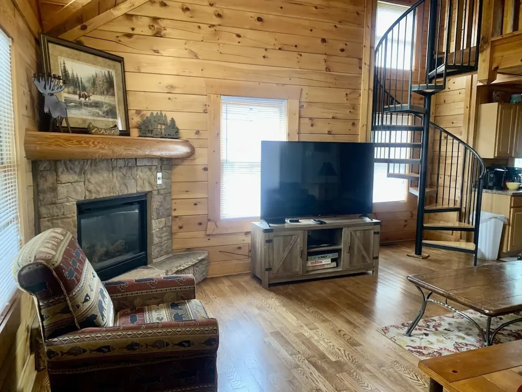 839 Golf View Boulevard Pigeon Forge TN 37863