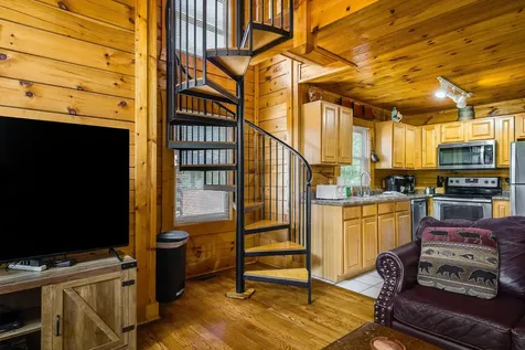 839 Golf View Boulevard Pigeon Forge TN 37863