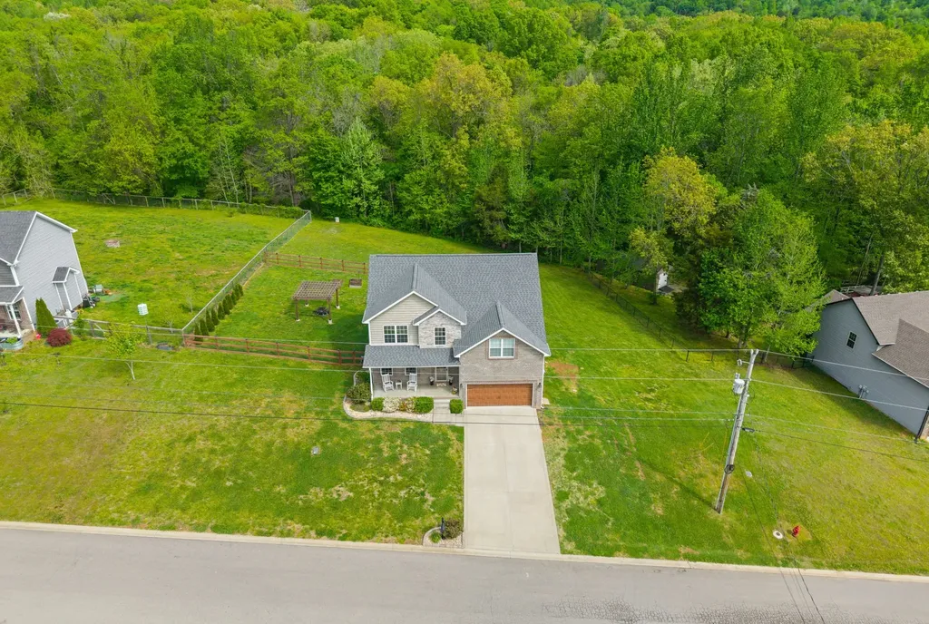 1355 Holden Drive Clarksville TN 37042