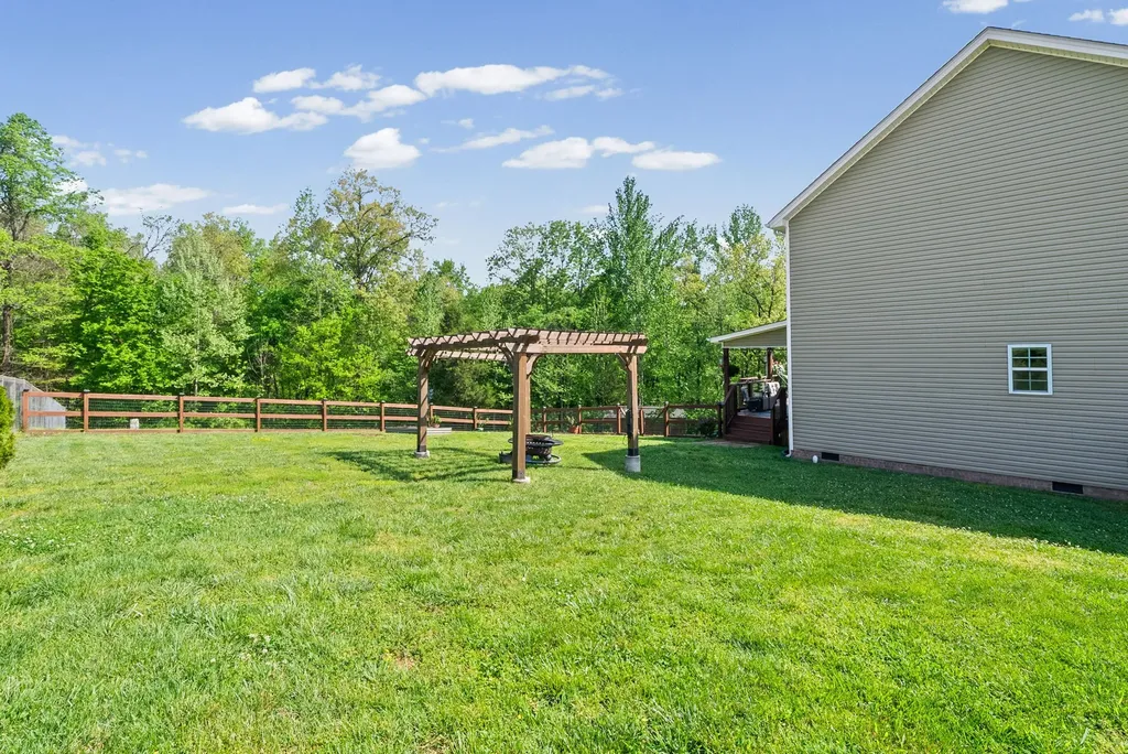 1355 Holden Drive Clarksville TN 37042