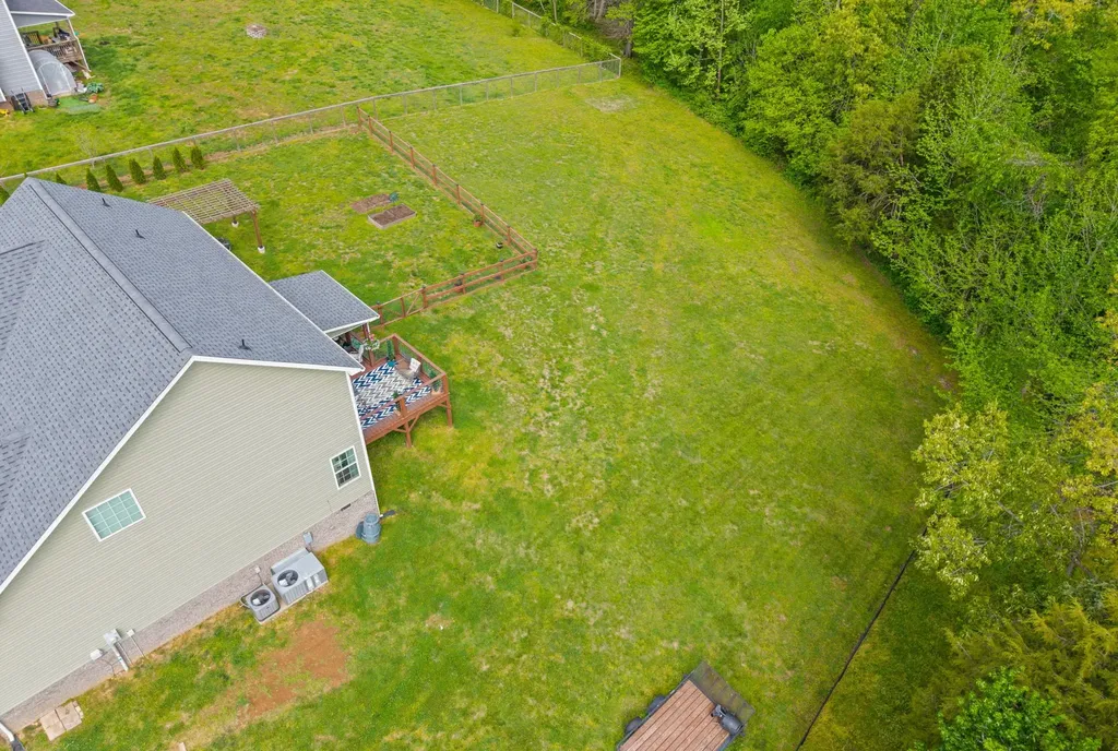 1355 Holden Drive Clarksville TN 37042