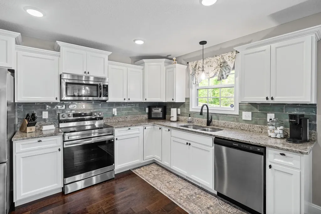 1355 Holden Drive Clarksville TN 37042