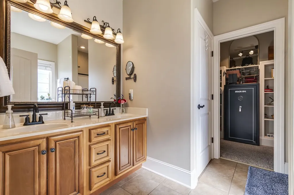 1851 Lochlann Drive Culleoka TN 38451