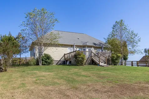 1851 Lochlann Drive Culleoka TN 38451