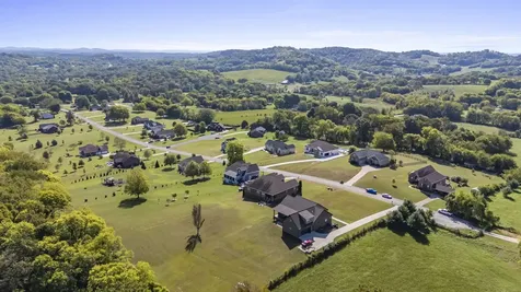 1851 Lochlann Drive Culleoka TN 38451