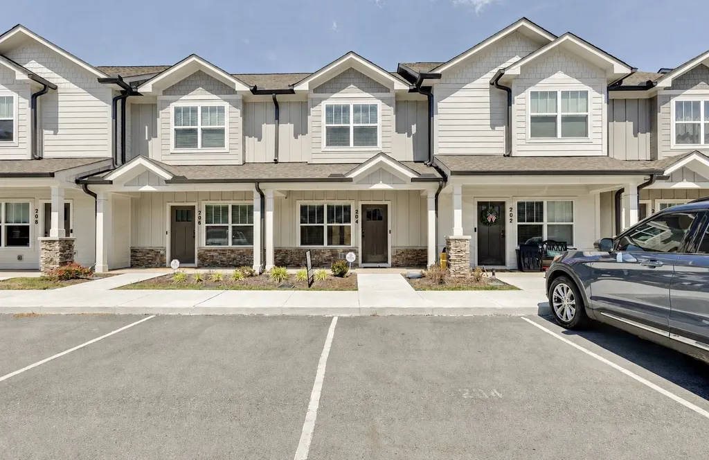204 Bell Forge Court White Bluff TN 37187