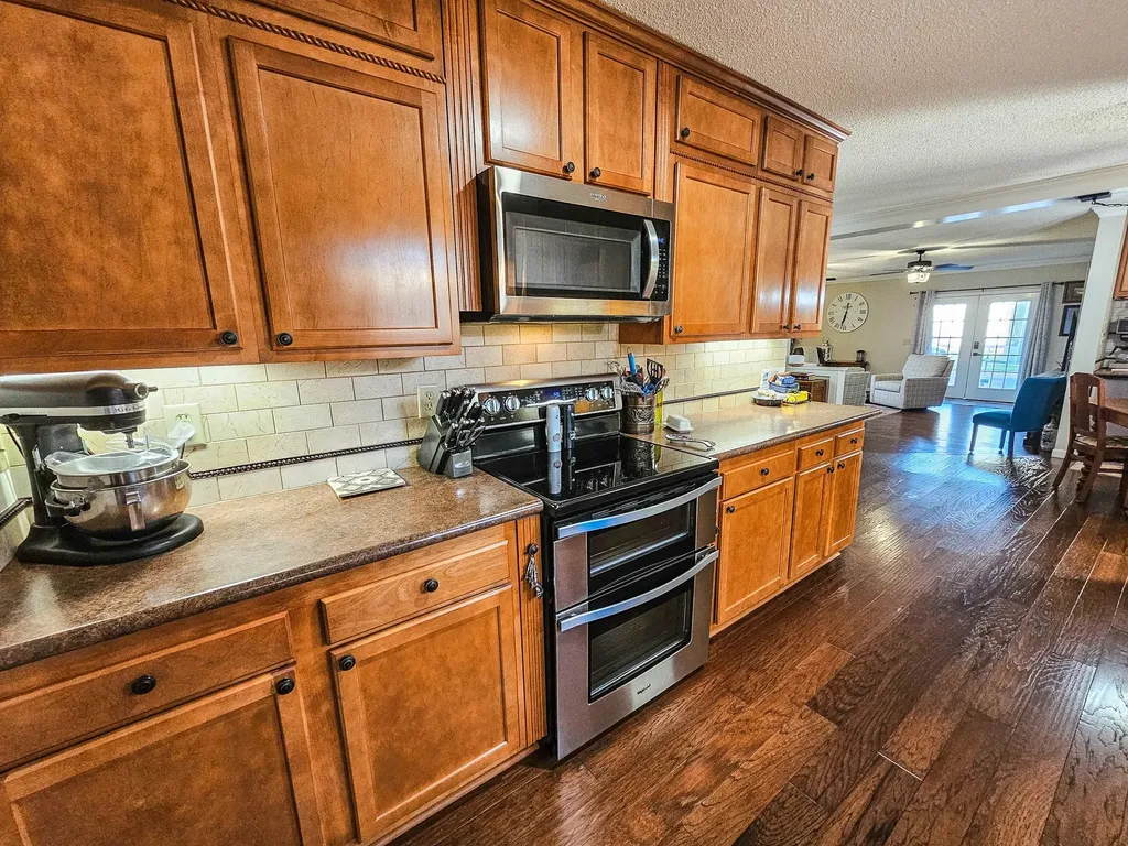 1305 Horseshoe Drive Lewisburg TN 37091