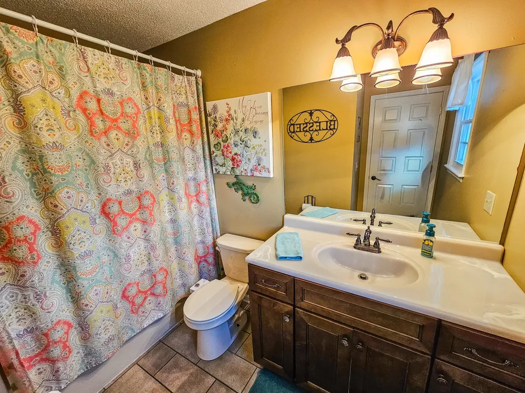 1305 Horseshoe Drive Lewisburg TN 37091