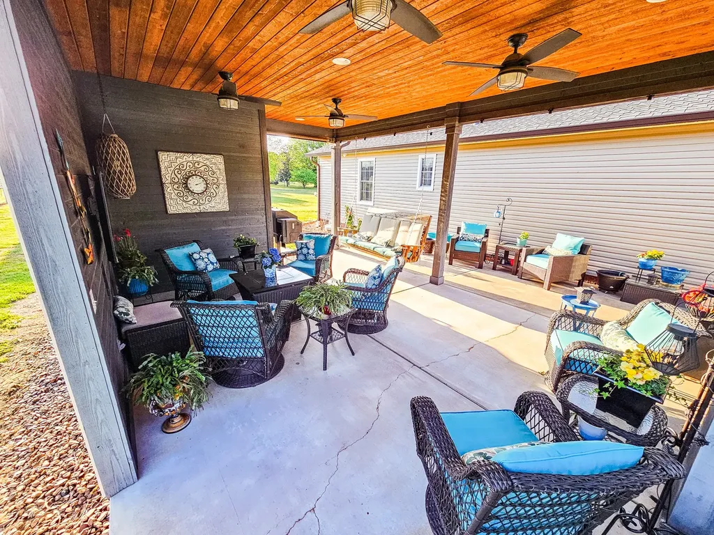 1305 Horseshoe Drive Lewisburg TN 37091