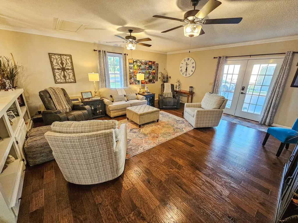 1305 Horseshoe Drive Lewisburg TN 37091