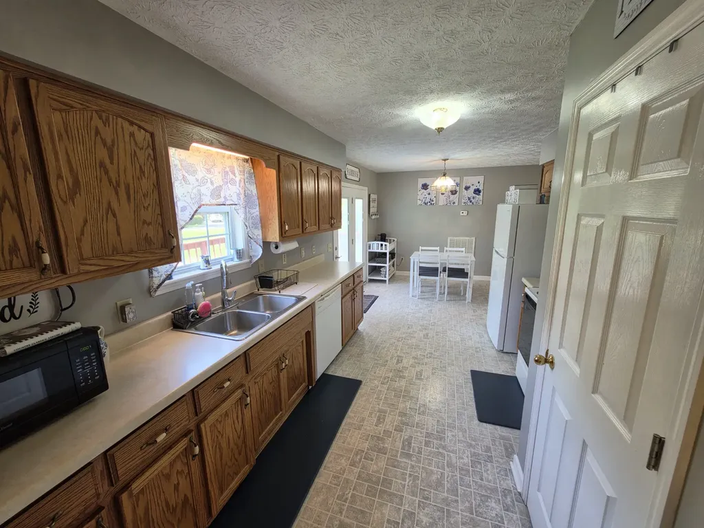 201 Steeplechase Drive Smithville TN 37166