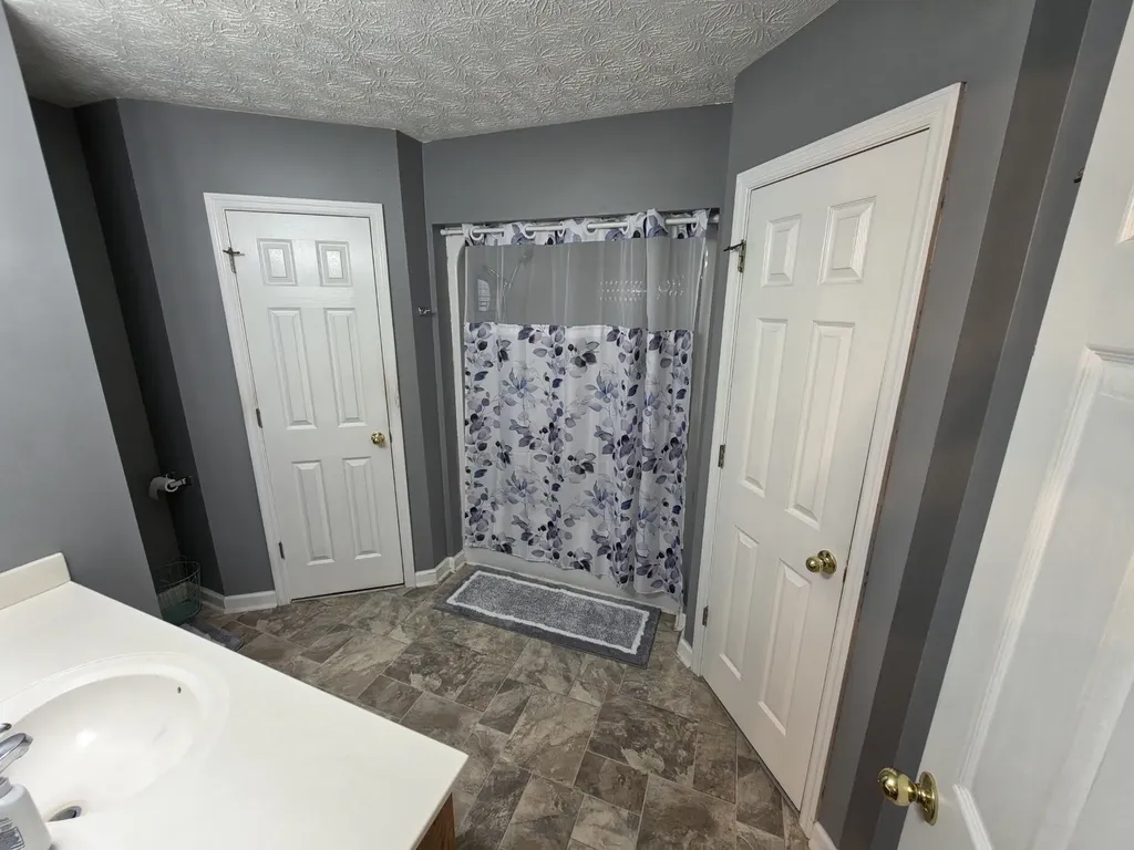 201 Steeplechase Drive Smithville TN 37166