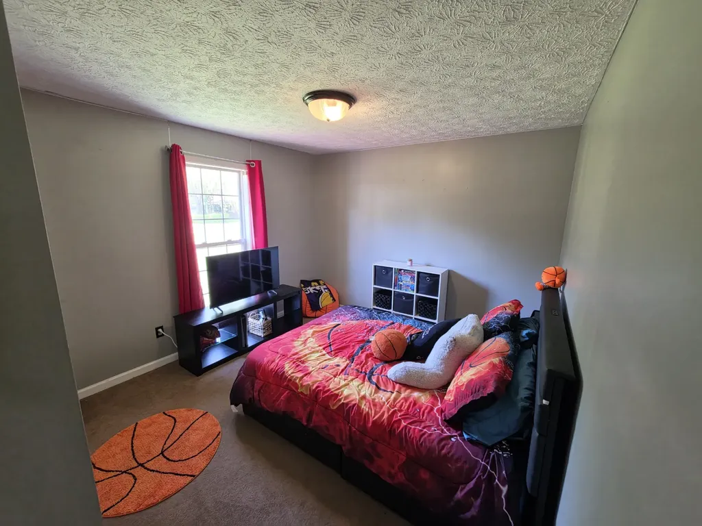 201 Steeplechase Drive Smithville TN 37166