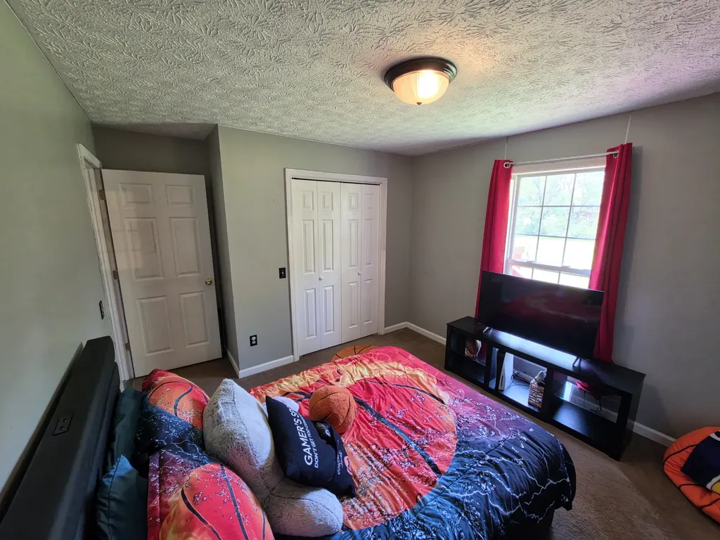 201 Steeplechase Drive Smithville TN 37166