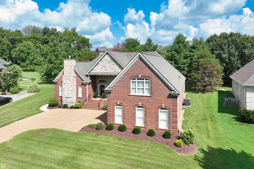 1017 Dorset Drive Hendersonville TN 37075