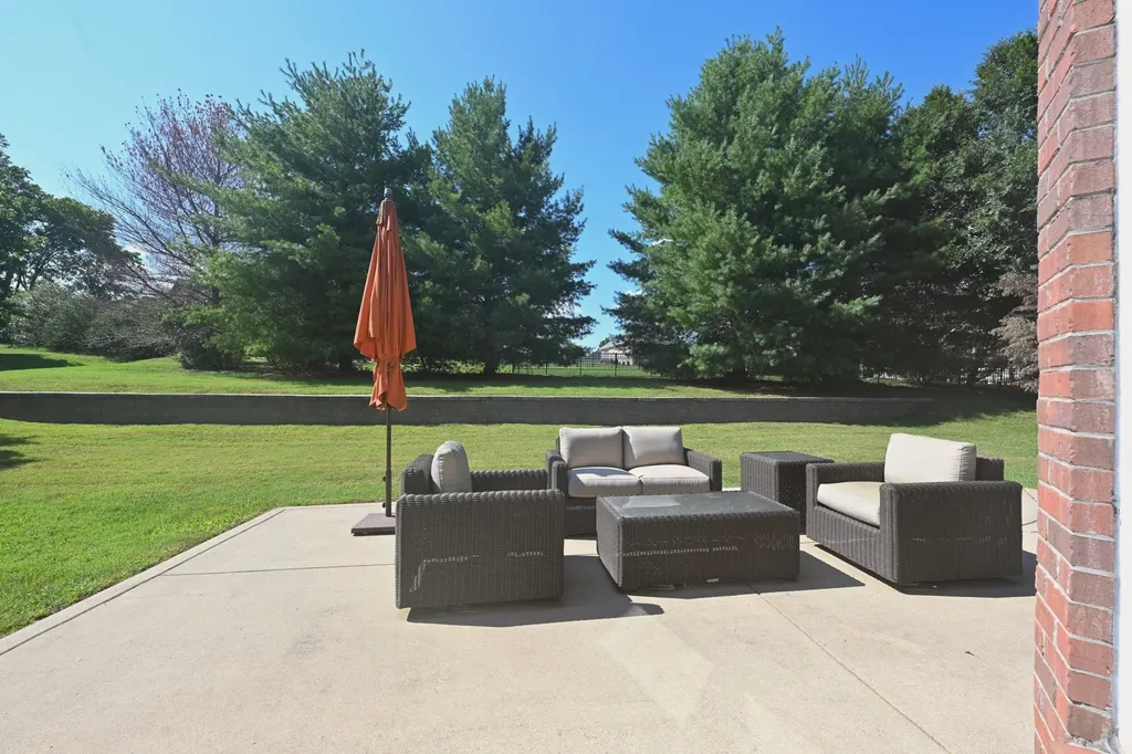 1017 Dorset Drive Hendersonville TN 37075