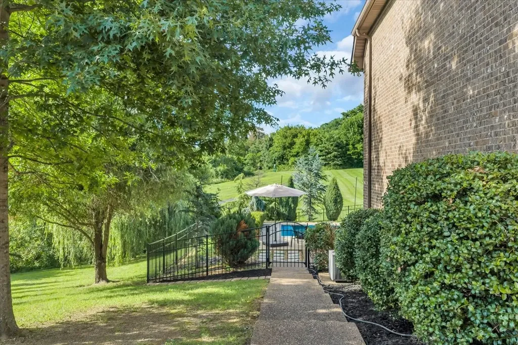 14 Gaines Park Mount Juliet TN 37122