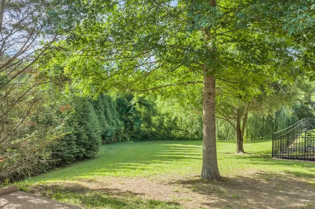 14 Gaines Park Mount Juliet TN 37122