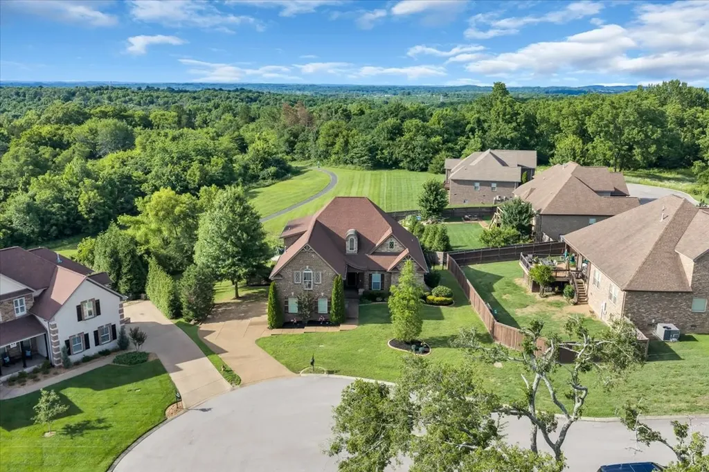 14 Gaines Park Mount Juliet TN 37122