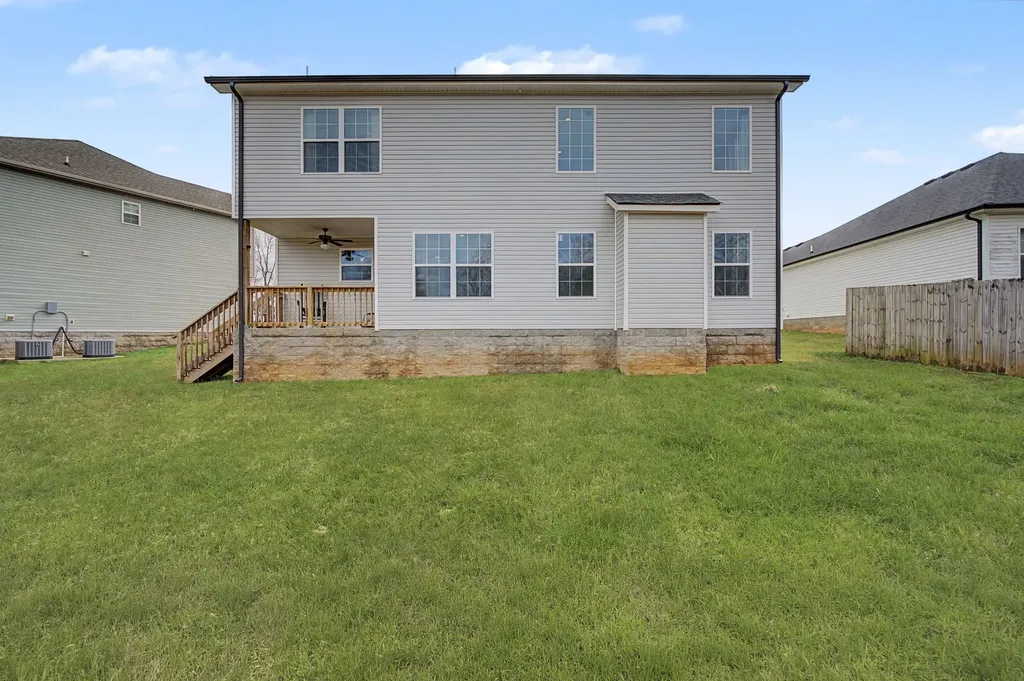 1571 Variance Drive Clarksville TN 37042