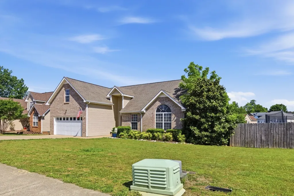 1680 Cedar Springs Court Clarksville TN 37042