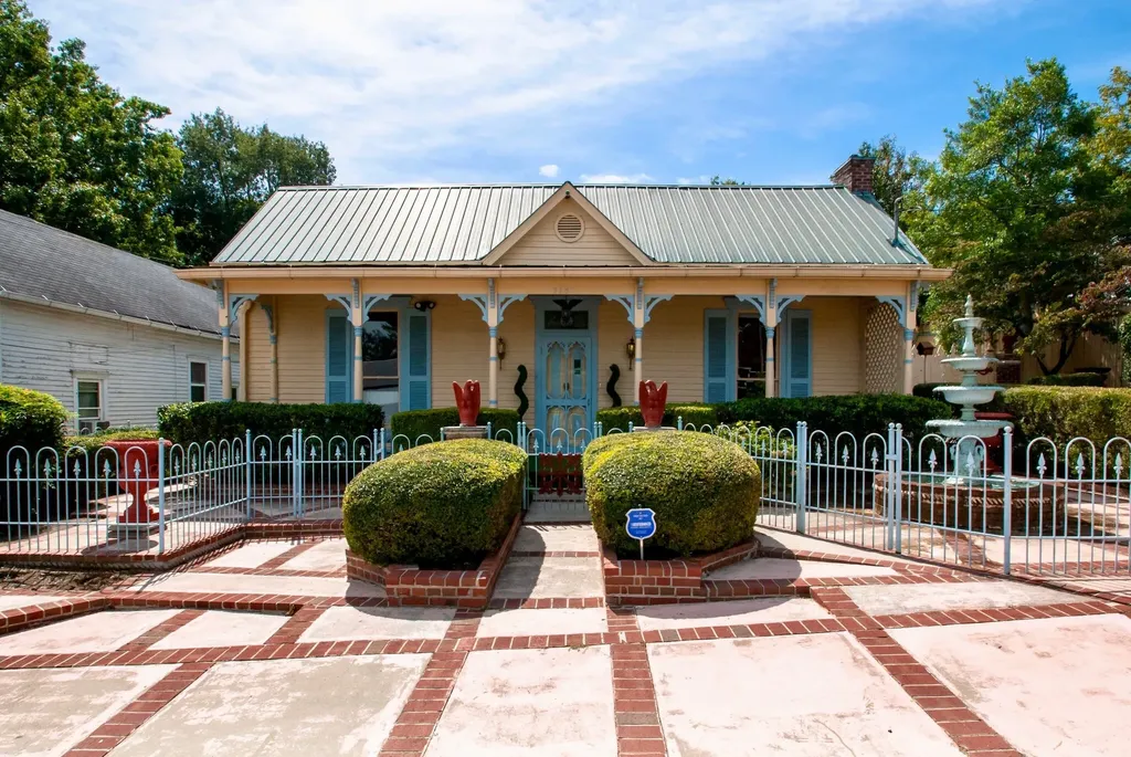 315 W 12th Street Columbia TN 38401
