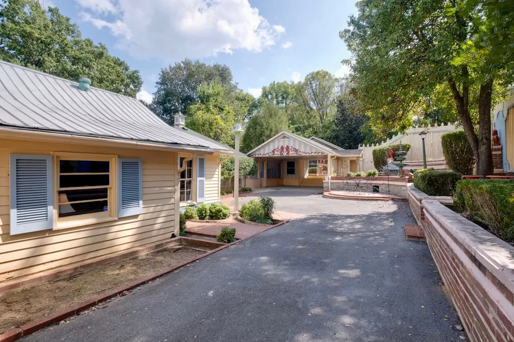 315 W 12th Street Columbia TN 38401