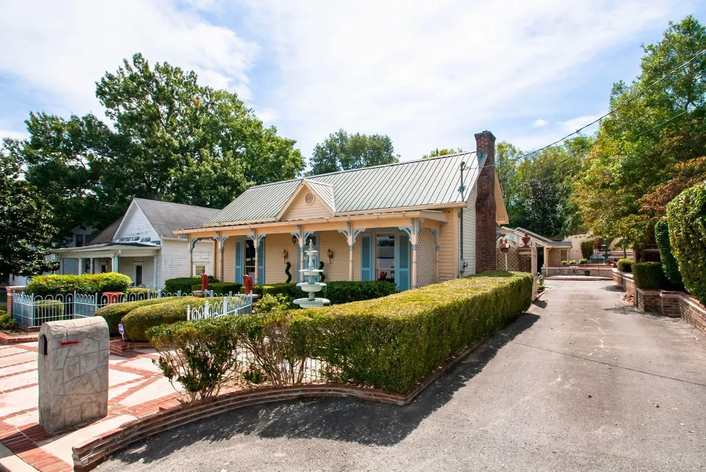 315 W 12th Street Columbia TN 38401