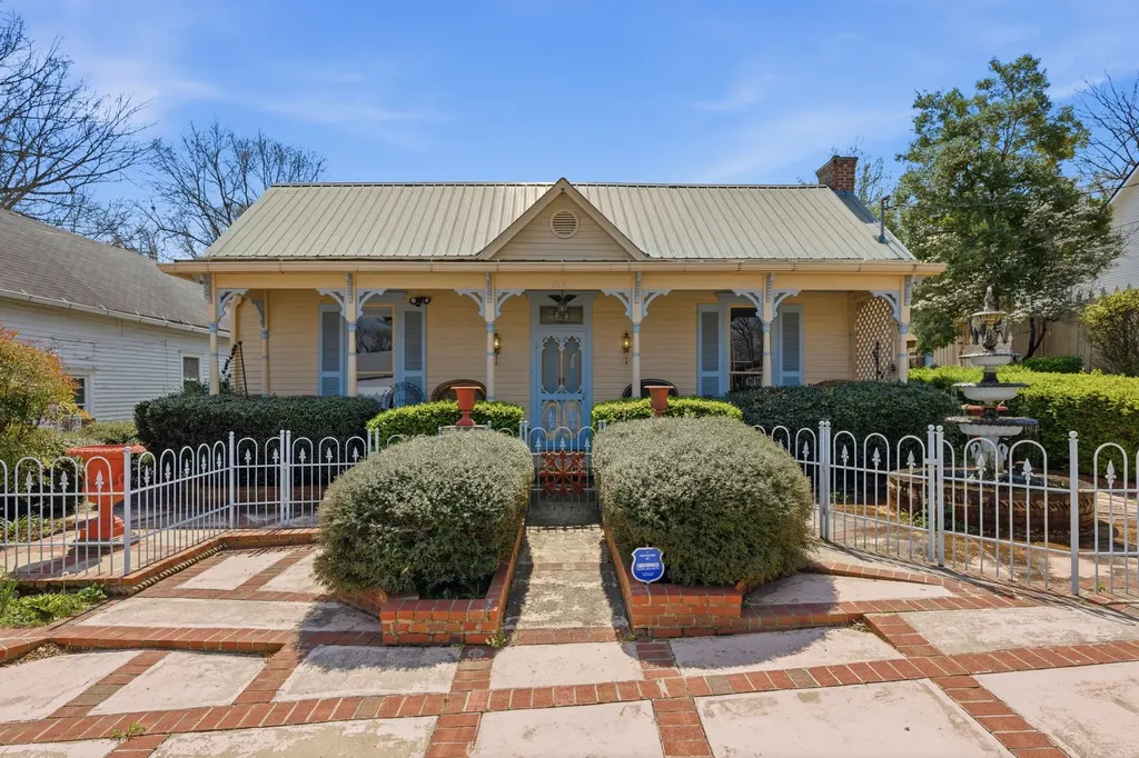 315 W 12th Street Columbia TN 38401