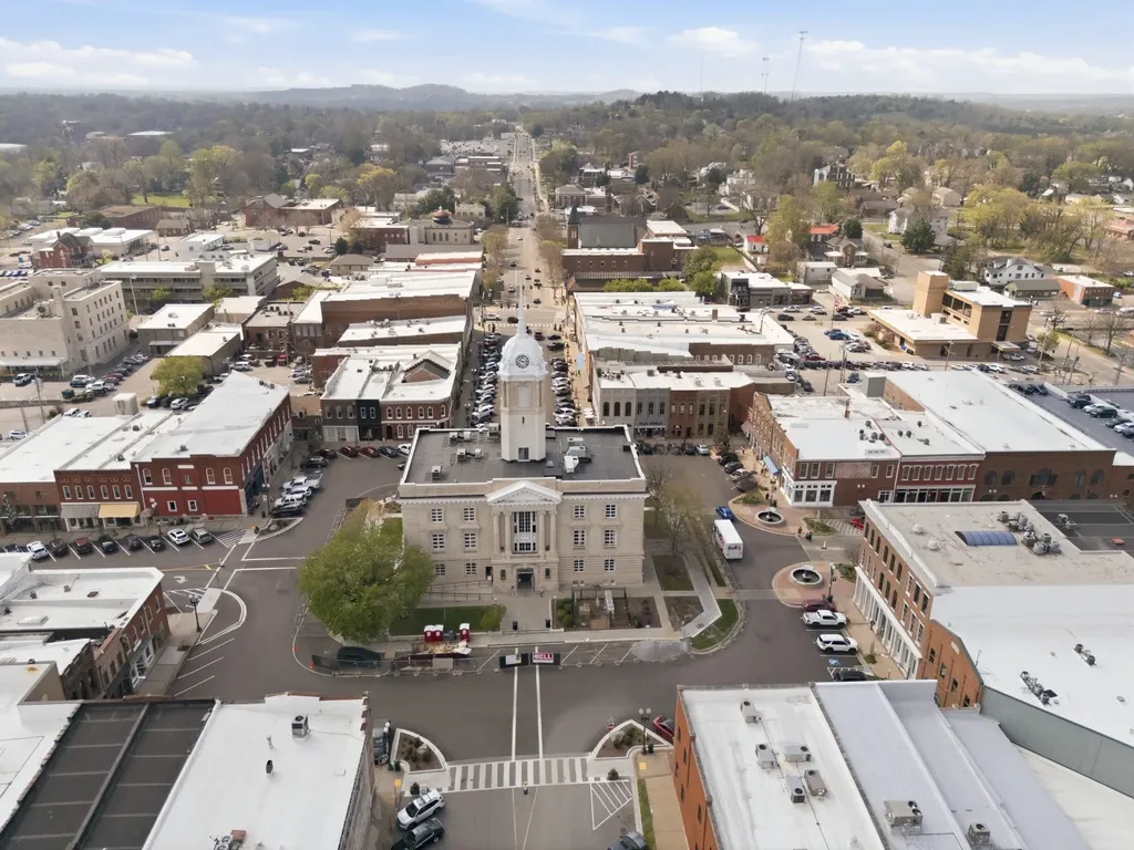 315 W 12th Street Columbia TN 38401