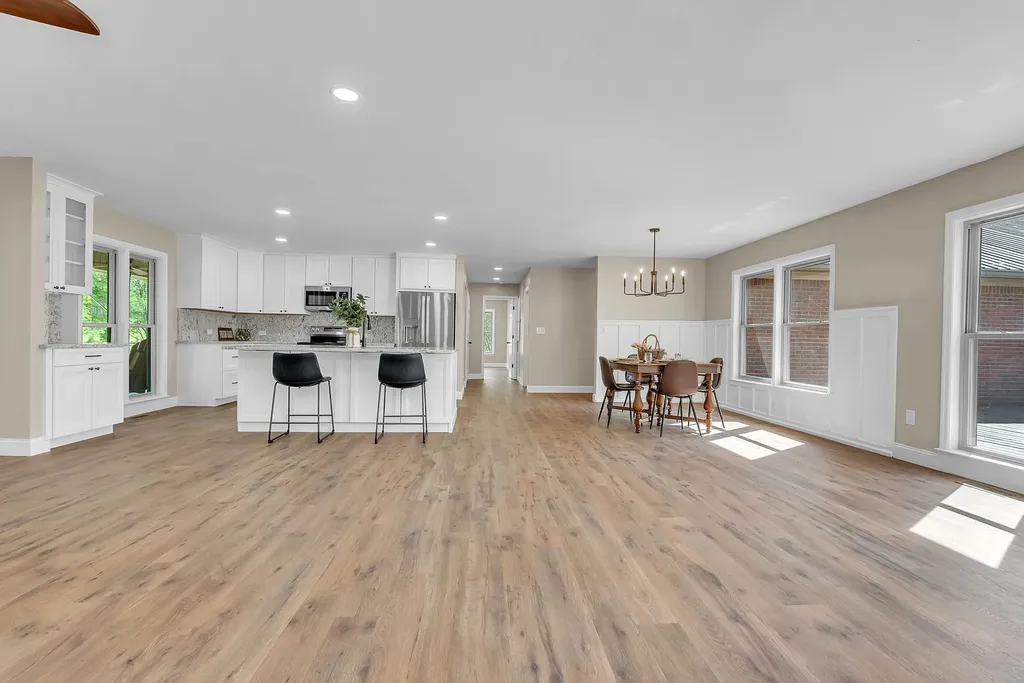 1819 Barker Road Columbia TN 38401