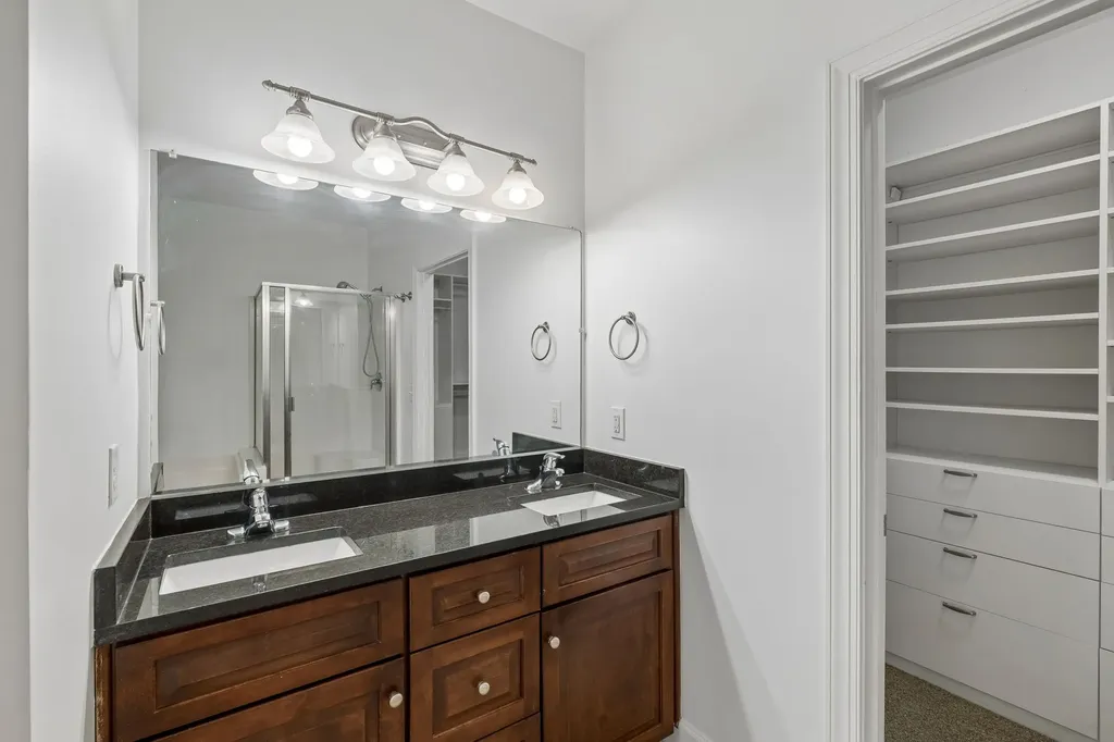 3102 W End Circle Nashville TN 37203