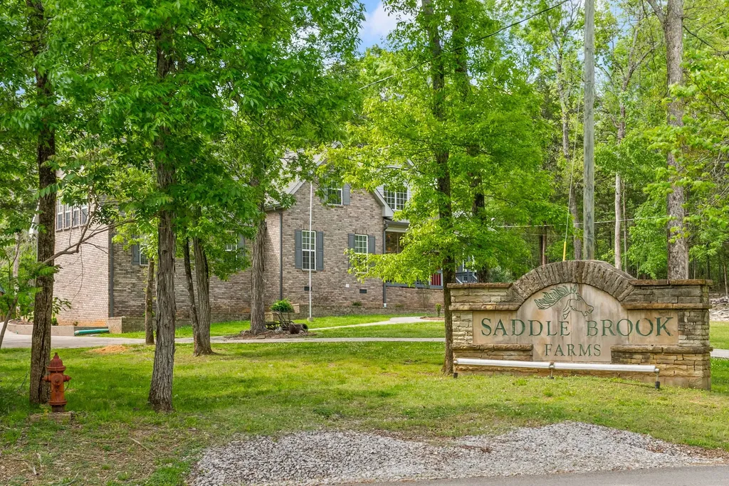 5398 Woods Edge Drive Lebanon TN 37090