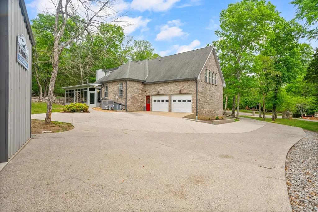 5398 Woods Edge Drive Lebanon TN 37090