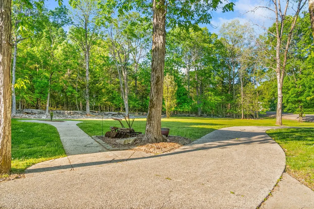 5398 Woods Edge Drive Lebanon TN 37090