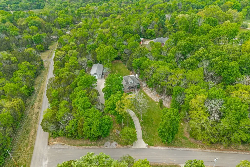 5398 Woods Edge Drive Lebanon TN 37090