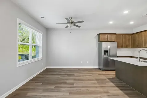 349 Carver Connection Lebanon TN 37087