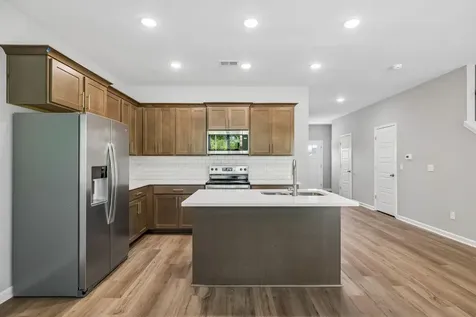 349 Carver Connection Lebanon TN 37087