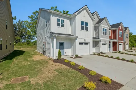 349 Carver Connection Lebanon TN 37087