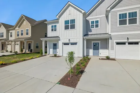 349 Carver Connection Lebanon TN 37087