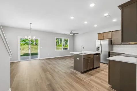349 Carver Connection Lebanon TN 37087